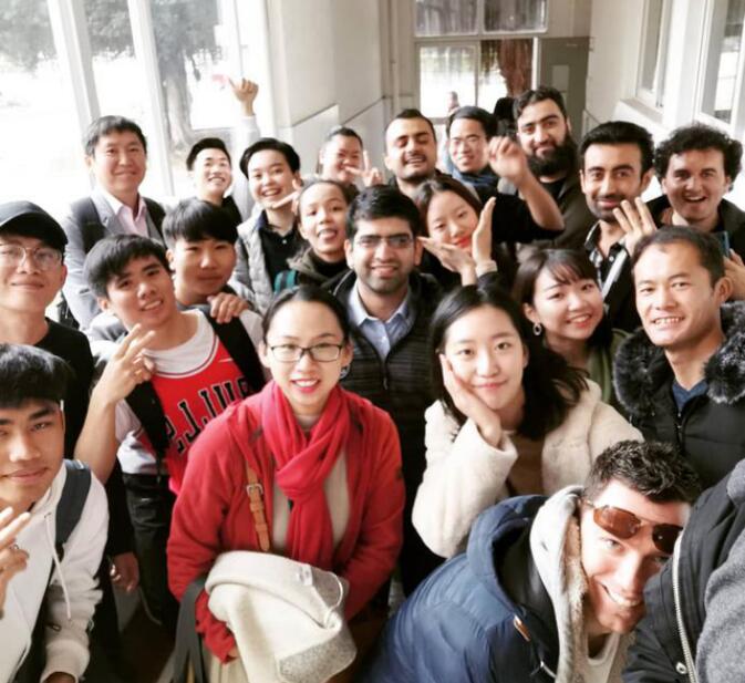中國留學生回國後如何交際，海歸留學生微信群怎麼找，留學生社交平台推薦