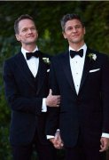 美國同性戀男星舉行婚禮  與男友相戀十年育兩子