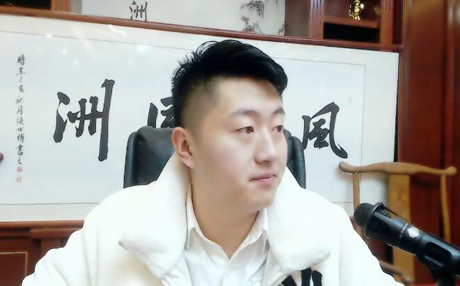 YY新的“三足鼎立”將形成，小洲自薦將成為一員，2020年他會起來