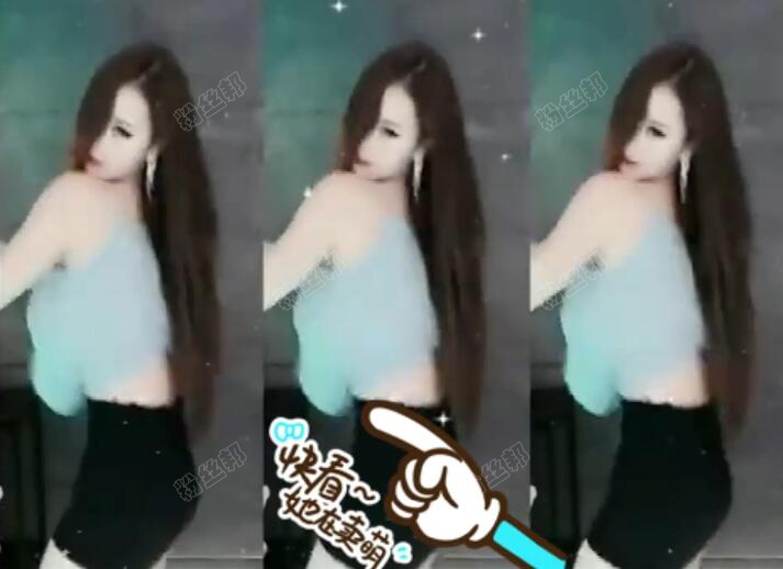 虎牙正恒小莉子熱舞勁爆抖胸，假胸貼直接甩“地上”，低俗舞蹈違規被封禁