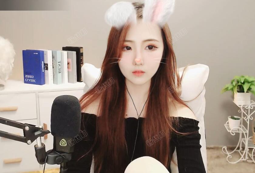 抖音烏雞哥是什麼梗，酷狗女主播寶寶醬因烏雞哥視頻爆紅，抖音烏雞哥女主直播間