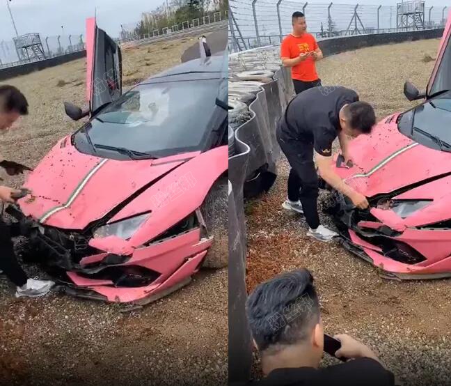 副駕妹子嫌慢開到230碼，虎牙集夢會長鄧晶晶SVJ撞車，千萬跑車700萬賤賣