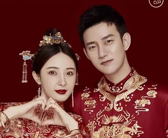 阿哲婚禮現場請柬曝光，自詡顏值在YY能排前三，婚後依舊每周直播兩天