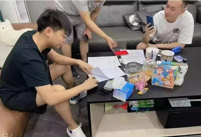 簽約新公會就“攜程”，趙小磊合約出現變故？首秀一再拖延改時間