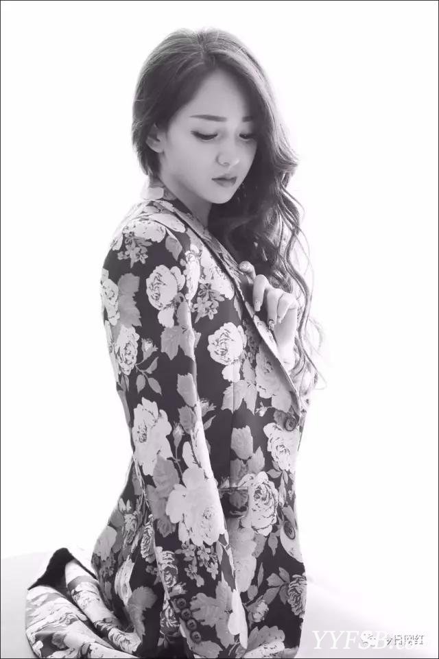 LEK_GG~NEVZ0(X0F~)KXRU2.jpg