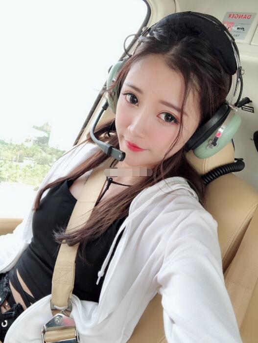 快手小伊伊個人資料簡介 快手小伊伊福利照片圖片及微博地址